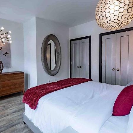 Вилла King Bed / Free Parking / Bbq / Fire Pit / Arcade Питтсбург Экстерьер фото