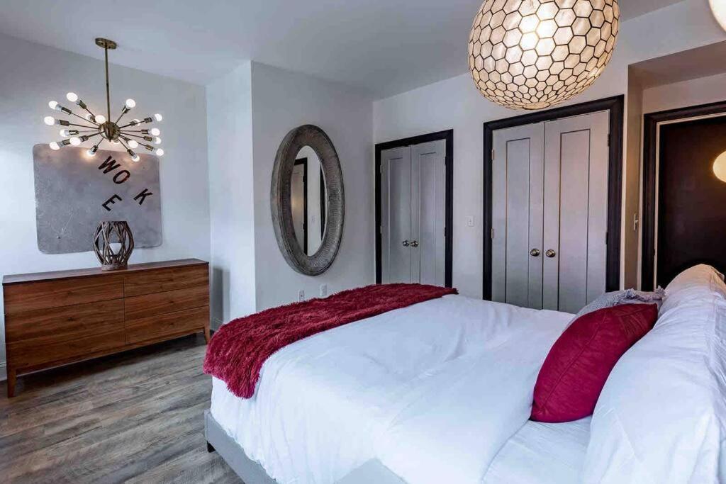 Вилла King Bed / Free Parking / Bbq / Fire Pit / Arcade Питтсбург Экстерьер фото