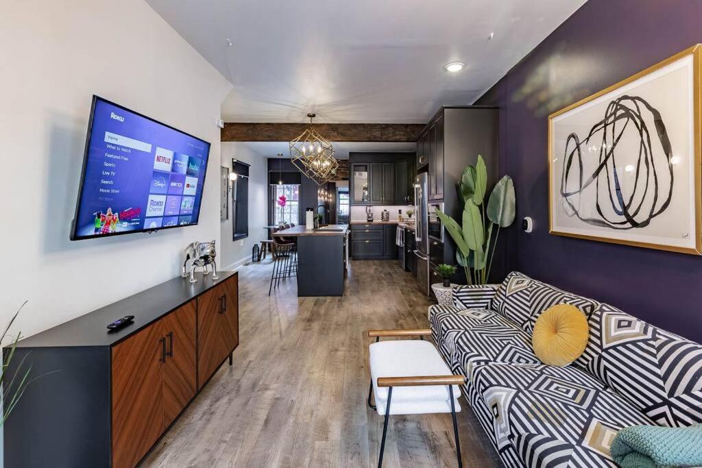 Вилла King Bed / Free Parking / Bbq / Fire Pit / Arcade Питтсбург Экстерьер фото